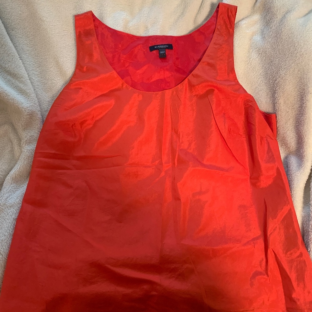 Burberry shirt sleeveless.